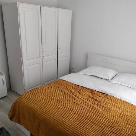 Апартаменты Bulevard Apartament Алба-Юлия Экстерьер фото
